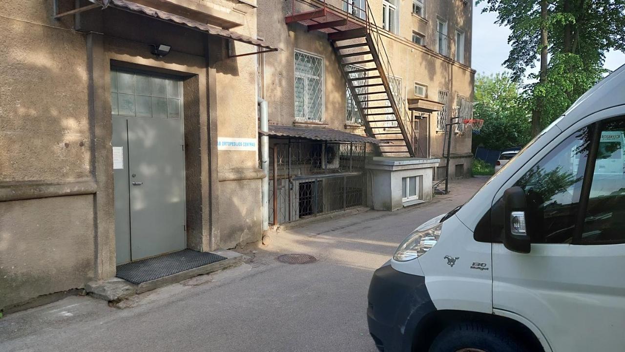 Fun And Chill Patalpu Ir Pirties Nuoma Apartment Vilnius Exterior photo